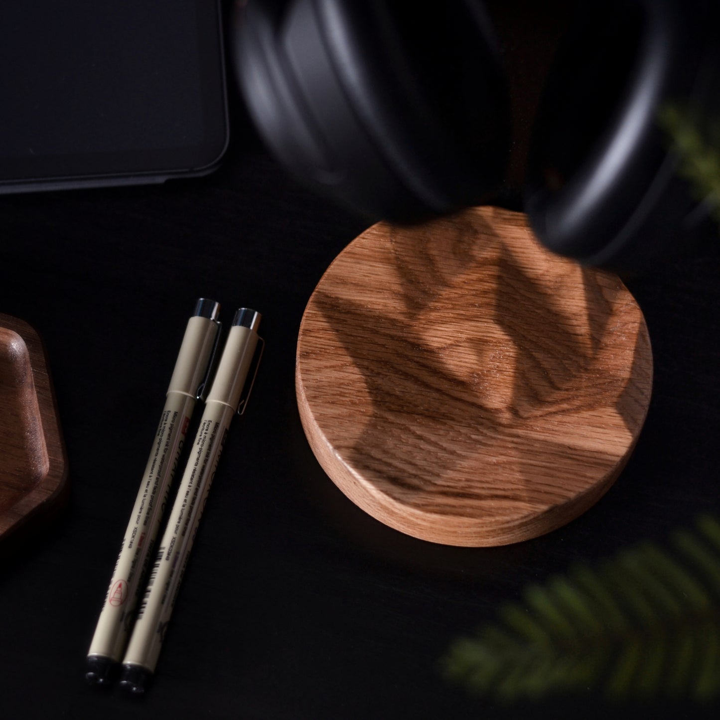 Facet Headphone Stand