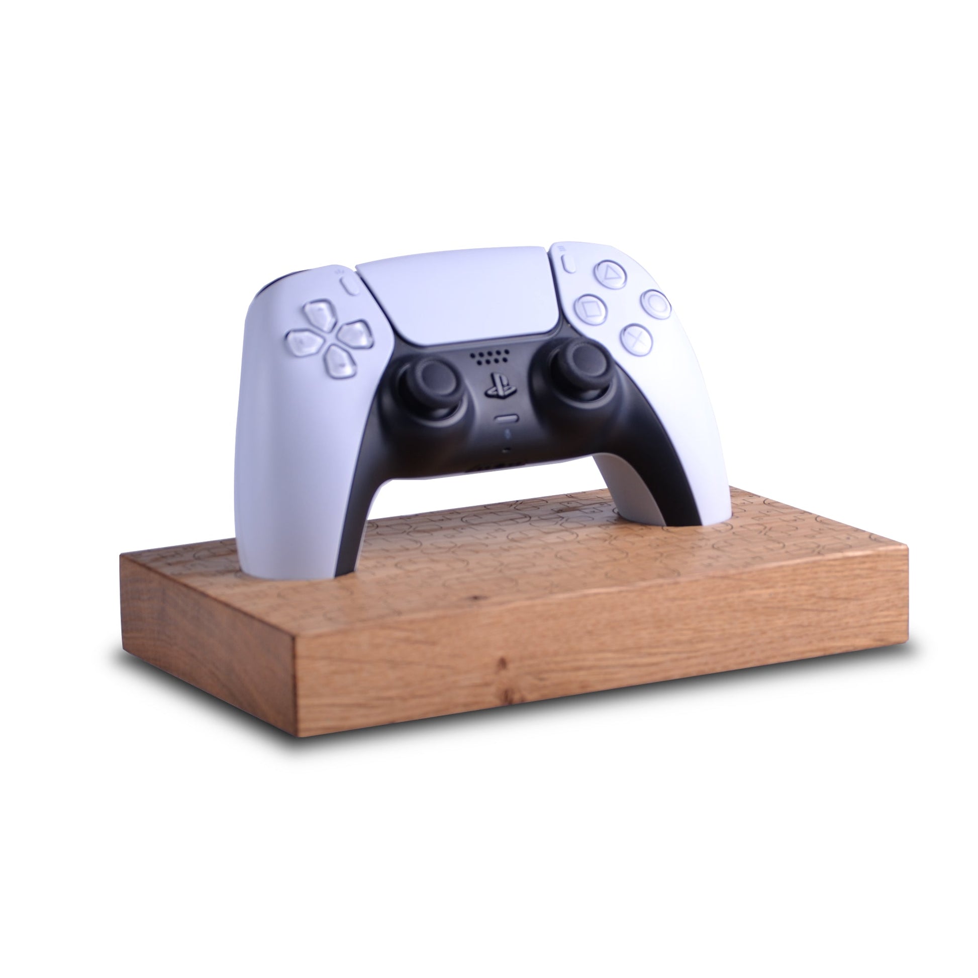 Wooden stand with d-pad design for Playstation 5 dualsense controller