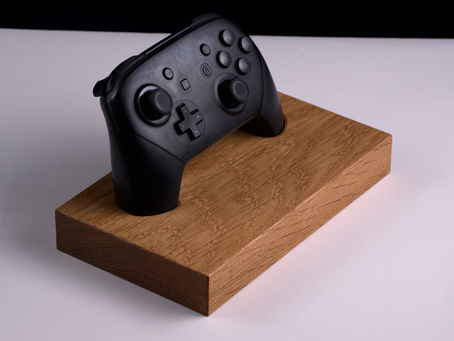 Wooden stand for Nintendo switch pro controller